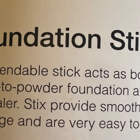 K.G.SCosmetics Natural foundation stix - Picture 4 of 5